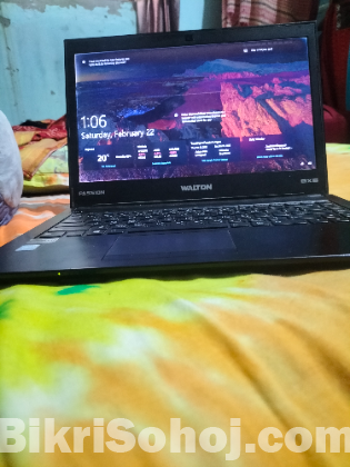 Walton Laptop